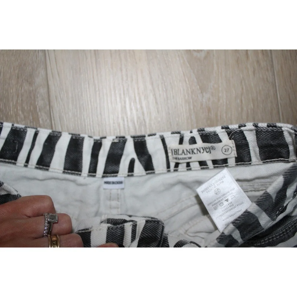 BlankNYC The Barrow Zebra Print High Rise Frayed Denim Shorts Black White 27